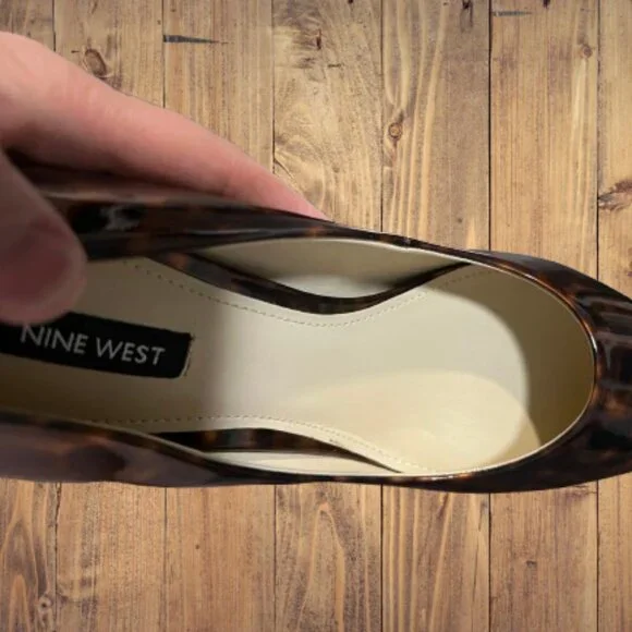 Nine West Leather Tortoise Stilletos Size 10 - Picture 4 of 11